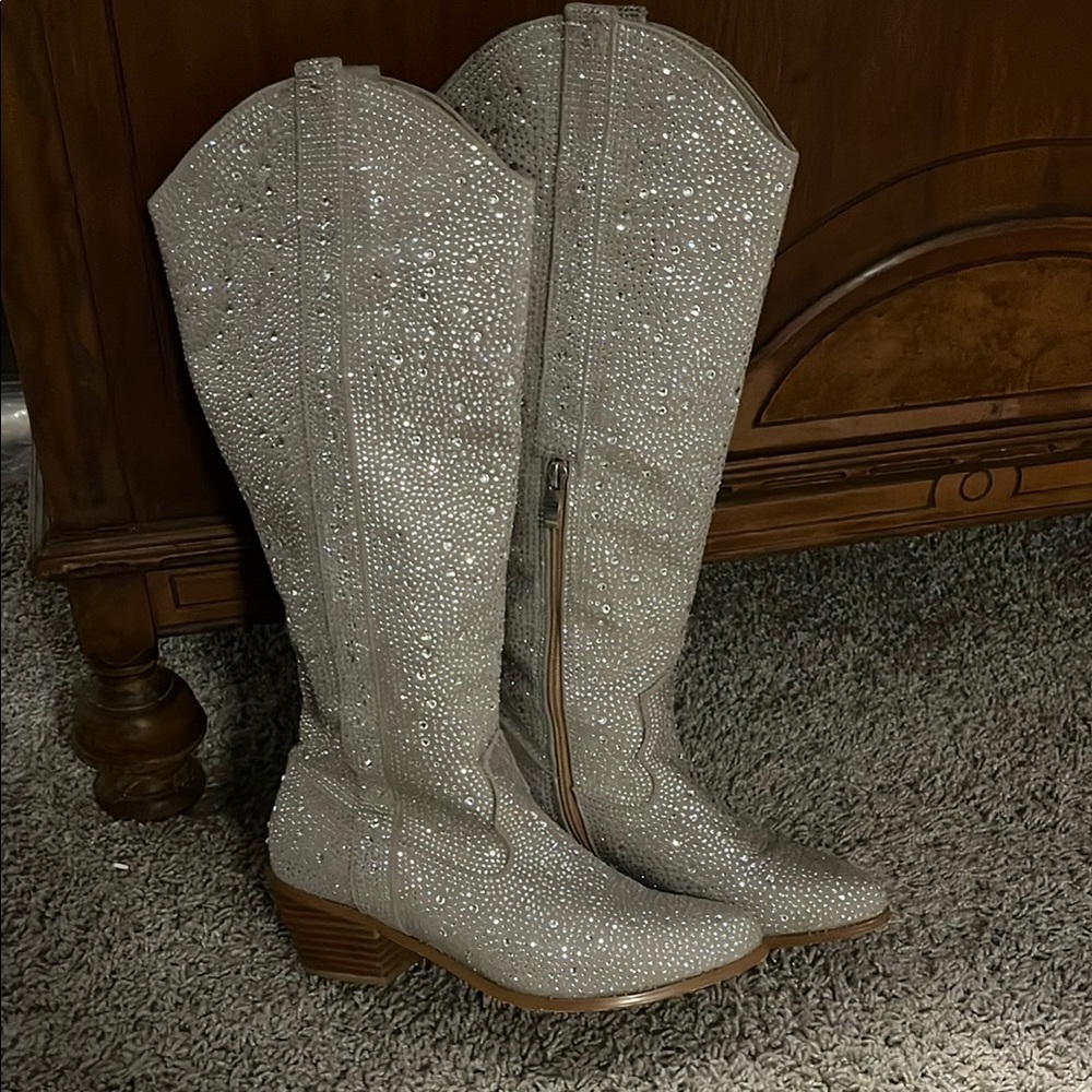 Amazon Women's Silver Heeled Boots